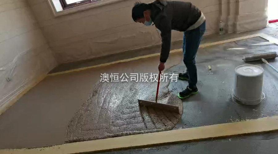 新型無機磨石停車場施工（1）